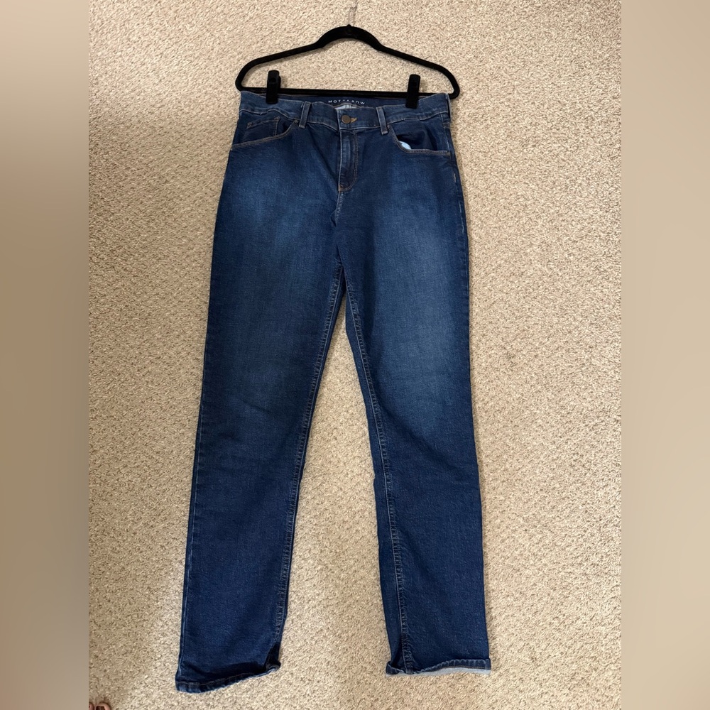 Mott & Bow Woman’s Slim Straight Ridge Jeans